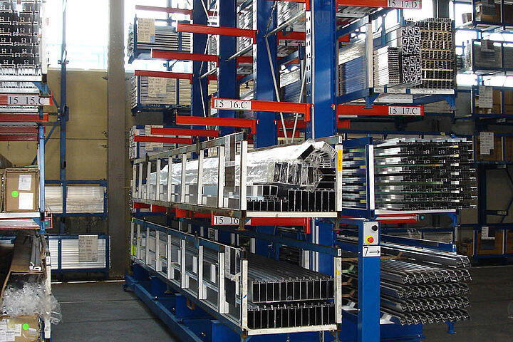 mobile cantilever racking