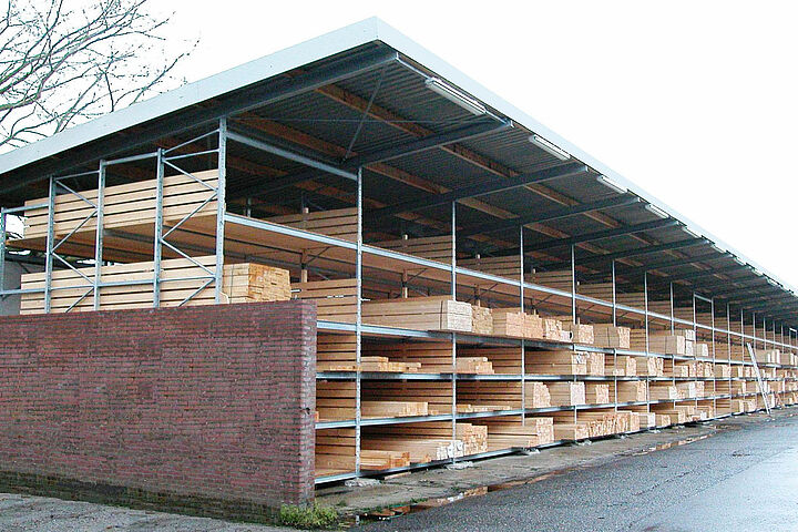 pallet racking for the storage of timber