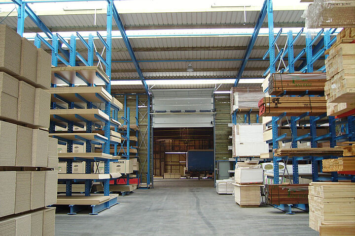 cantilever racking with roof for timber storage