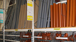 vertical storage system for building material