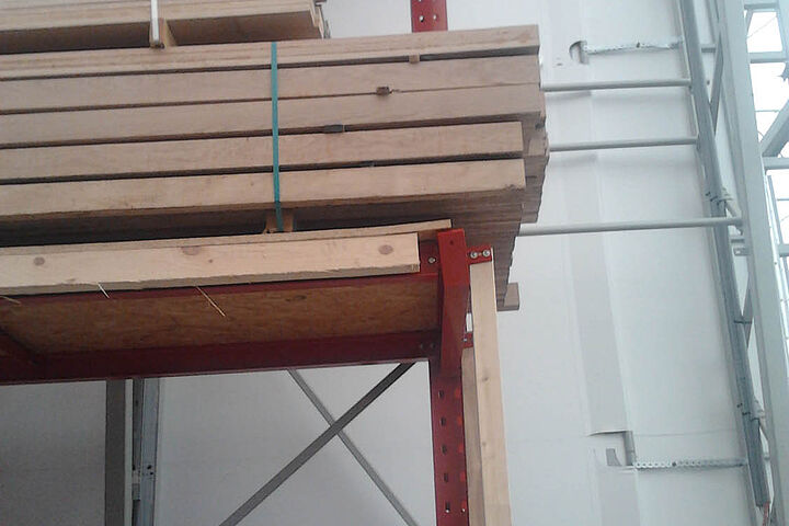 mobile cantilever racking