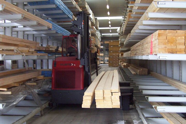 cantilever racking, forklift truck