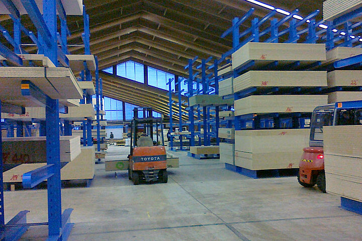 cantilever racking for the storage of chipboards