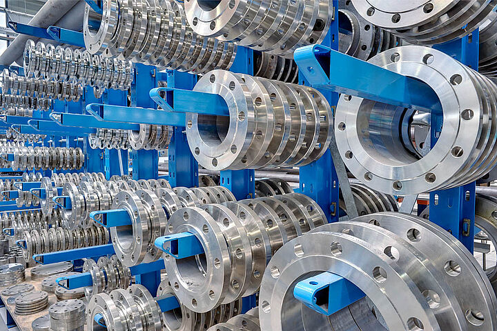 cantilever racking for coil storage