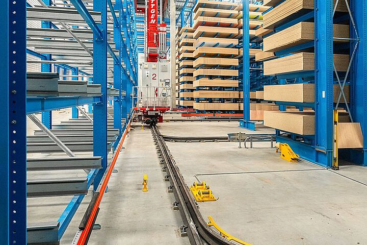 automatic warehouse, cantilever racking, stacker crane